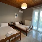 Сasa de vacaciones Gazena House *