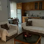Сasa de vacaciones Gazena House