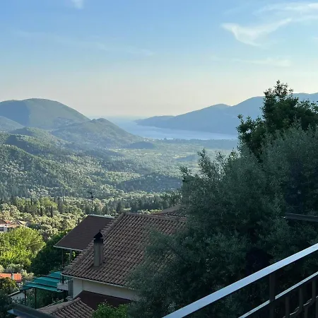 Сasa de vacaciones Gazena House